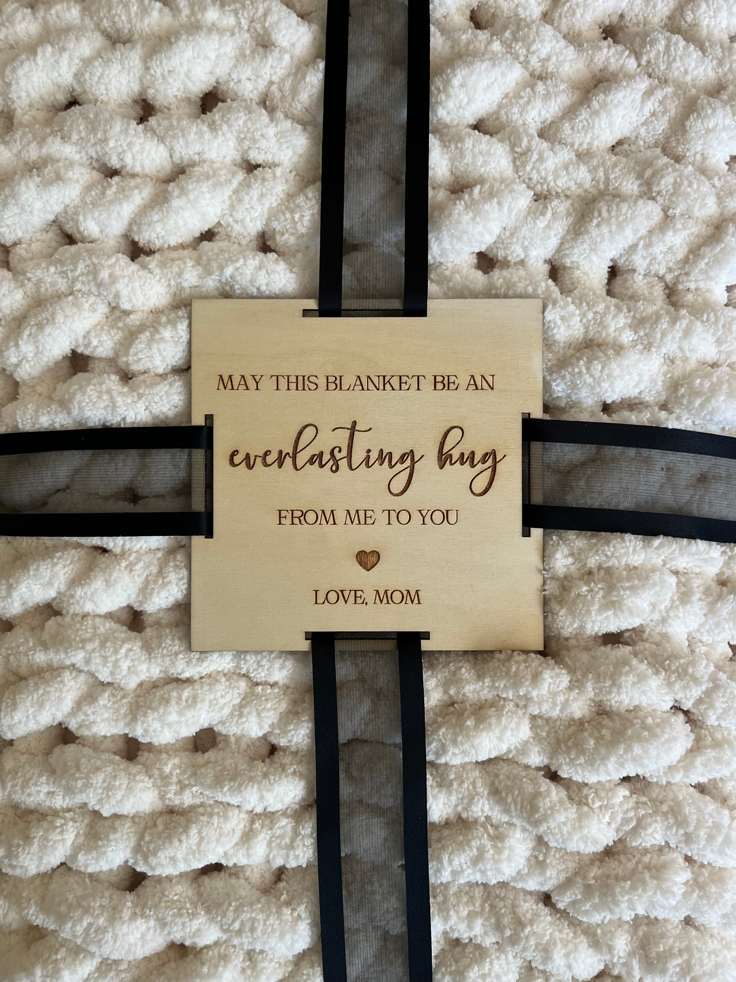 Keepsake Blanket Tag: Everlasting Hug - Personalized